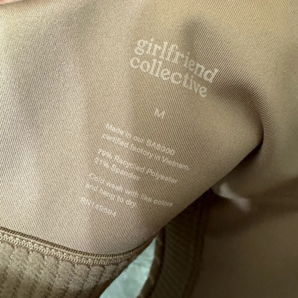 Girlfriend Collective Set - Picture 2 of 5
